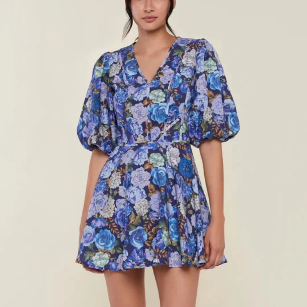 New!Rachel Parcell V-Neck Puff Sleeve Mini Dress - Picture 2 of 14